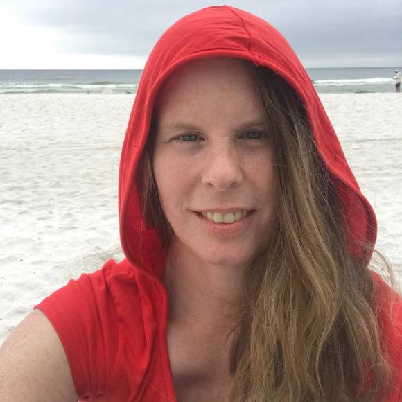 Profile Picture of Allison Keller (@allleycat3) on Poshmark