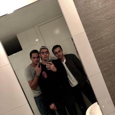 Profile Picture of Christopher Zender (@zenderch) on Twitter