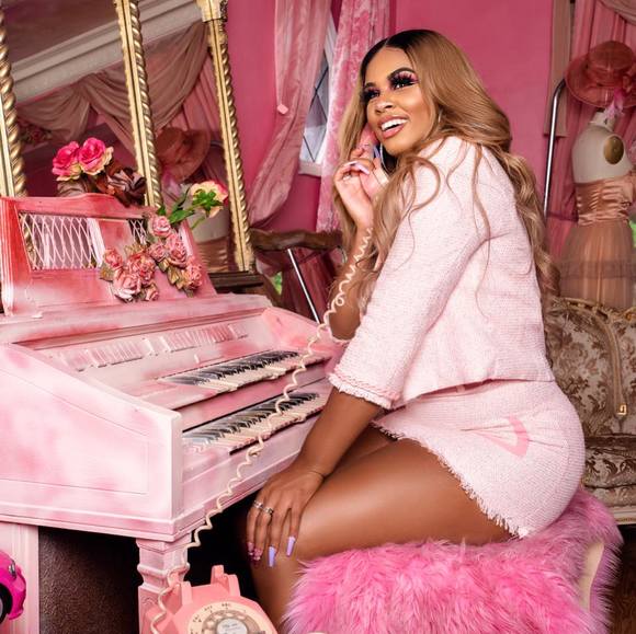 Profile Picture of Jazmyn Washington (@jazmynw24) on Poshmark