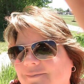 Profile Picture of Kim Squires (@KimSq66) on Twitter