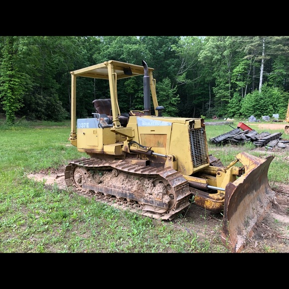 Profile Picture of Luke Hubbard (@firedad1811) on Poshmark