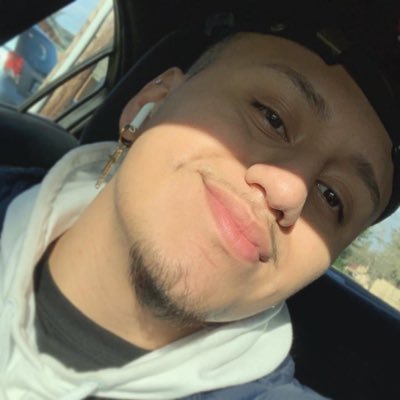 Profile Picture of Quintana (@joey65497026) on Twitter