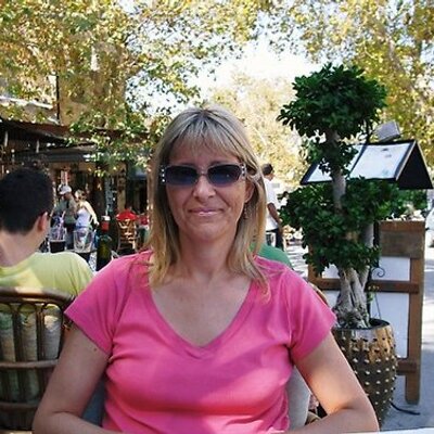 Profile Picture of Debbie Dutton (@Debs8) on Twitter