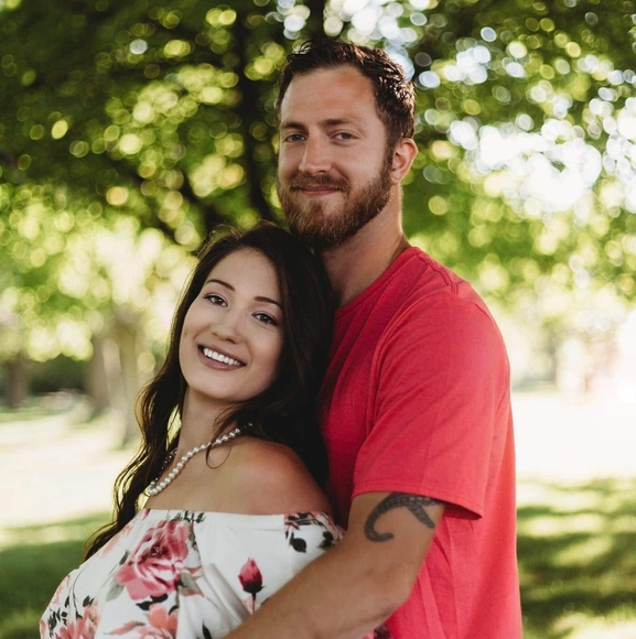 Alexis Roniger - Poshmark Profile Picture of Alexis Roniger (@alexisroniger) on Poshmark