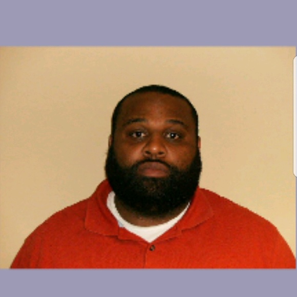 Profile Picture of David Treadwell (@dtreadwell5199) on Poshmark