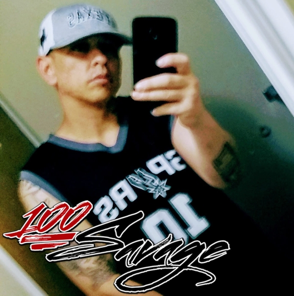 Profile Picture of Matthew Marquez (@matteo2320) on Poshmark