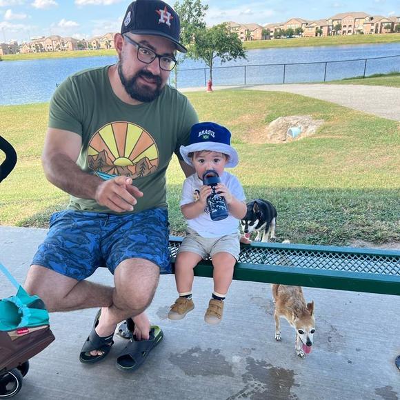 Profile Picture of Marcelino Careaga (@marcelinopyv) on Poshmark