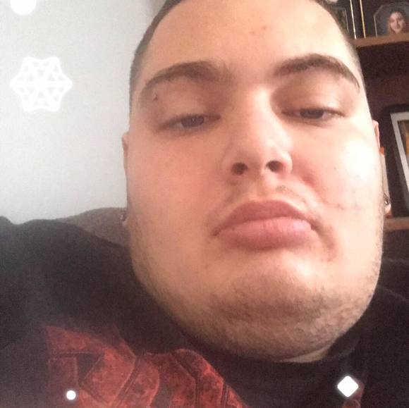 Profile Picture of Ryan Marcello (@ryanmarcello91) on Poshmark