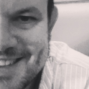 Profile Picture of Michael Blore (@mickyblore) on Twitter