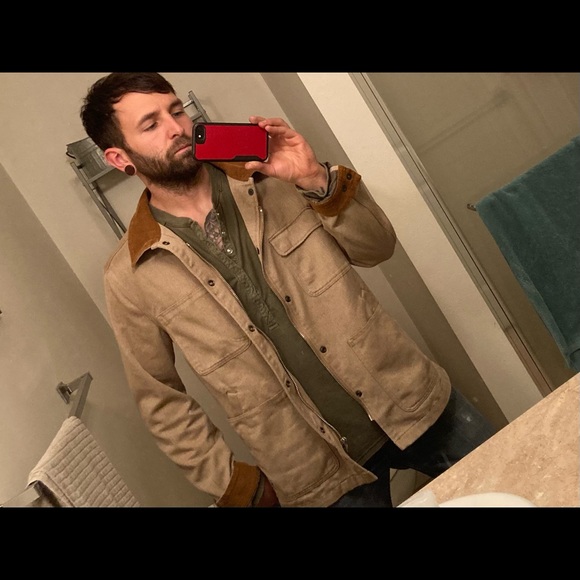 Profile Picture of Sean Strozyk (@sean1strozyk) on Poshmark
