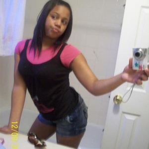 Profile Picture of Inez Cherry (@cupcakez1992) on Myspace
