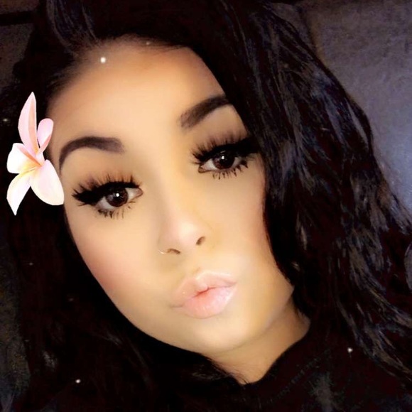 Profile Picture of Sarah Kania (@sckania1) on Poshmark