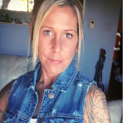 Shelly Huppe - Twitter Profile Picture of Shelly Huppe (@ShellyDawnDion) on Twitter