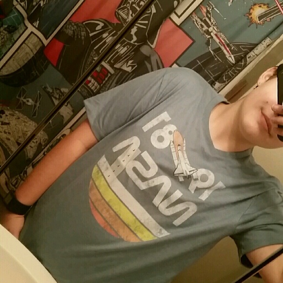 Profile Picture of Cameron Mckenna (@closet_of_cam) on Poshmark