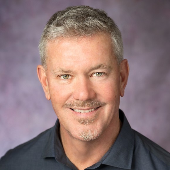 Profile Picture of George Murphy (@georgemurphy368) on Poshmark