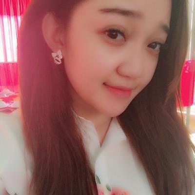 Profile Picture of Đoàn Huỳnh Bích Thi (@oan_bich) on Twitter