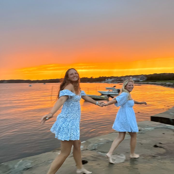 Profile Picture of graced (@gracietracie22) on Tiktok