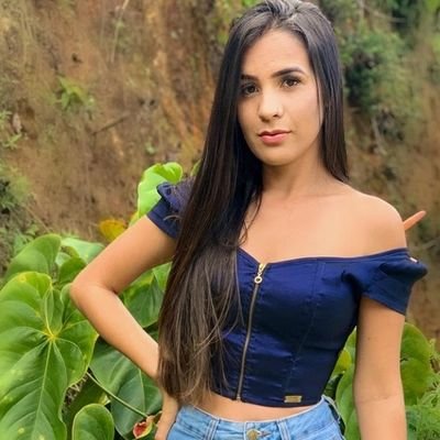 Profile Picture of Julia Mota (@juliamota0) on Twitter