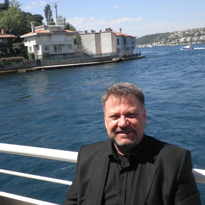 Ali Uzay Peker - Twitter Profile Picture of Ali Uzay Peker (@aupeker) on Twitter