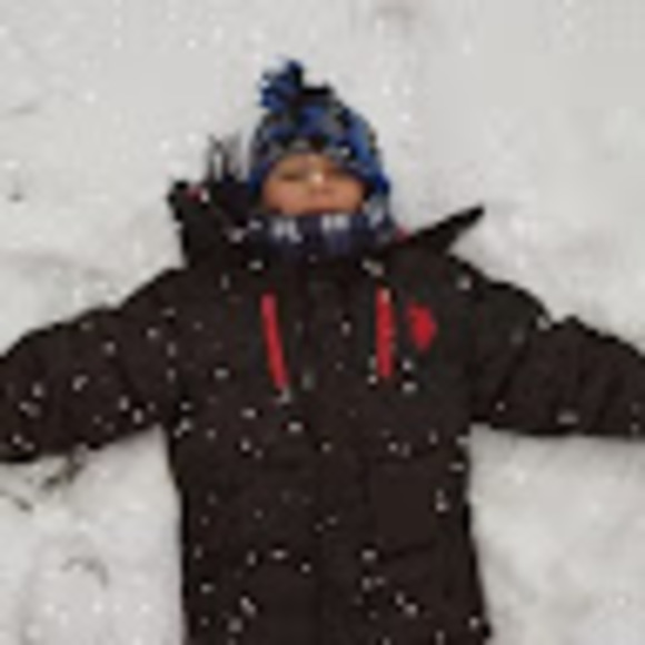 Profile Picture of Anna Besterci (@prego1975) on Poshmark