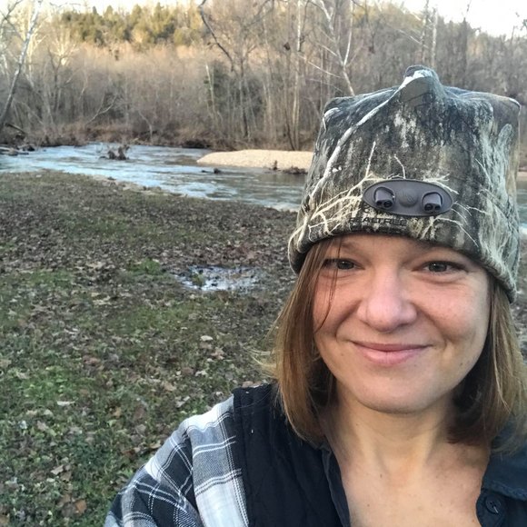 Tracie Bernabo - Poshmark Profile Picture of Tracie Bernabo (@tracierumford) on Poshmark