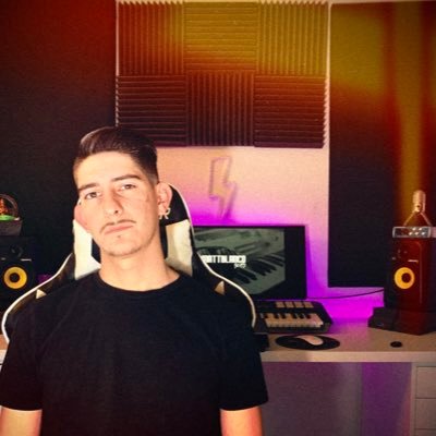 Profile Picture of 𝙈𝙖𝙩𝙩 𝘽𝙡𝙖𝙣𝙘𝙤  ⚡️ (@MattBlancoBeats) on Twitter