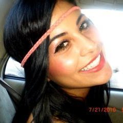 Profile Picture of Crystal Flores (@ChrissyD404) on Twitter