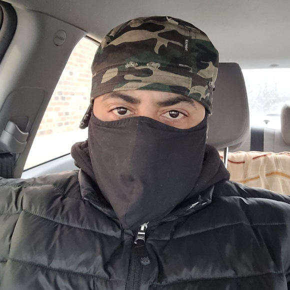 Profile Picture of Jason Aviles (@rice123) on Poshmark