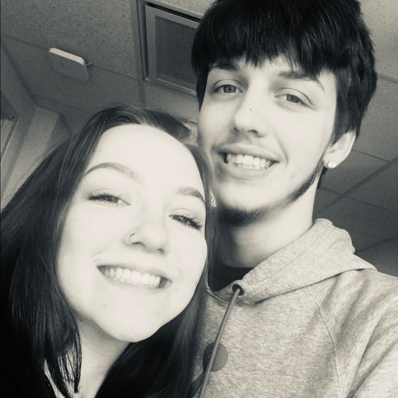 Profile Picture of Jacob Redden (@raretemp420) on Poshmark