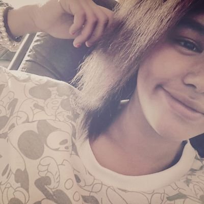 Profile Picture of Lisa Trost (@jacko_bee) on Twitter