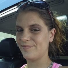 Profile Picture of Crystal Henley (@henley_crystal) on Twitter