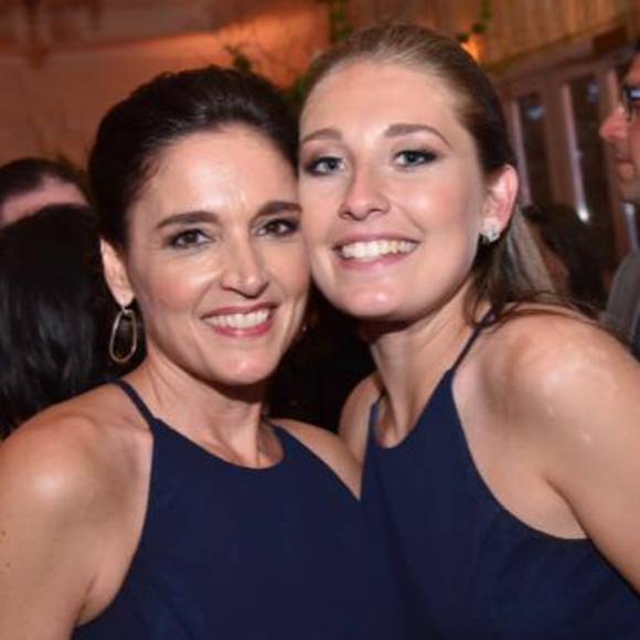 Profile Picture of Deborah Derancy marshall (@dvlacich) on Poshmark