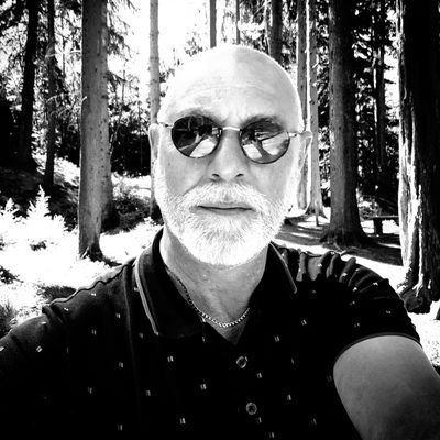 Profile Picture of Paul Eley (@PaulEley1963) on Twitter