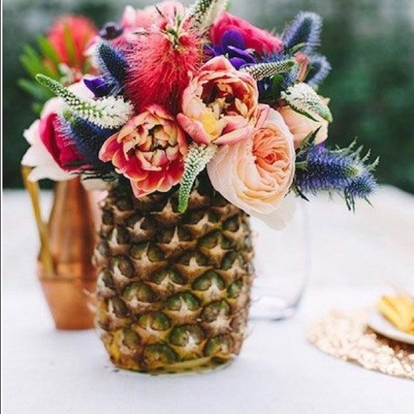 Profile Picture of Zee Zee (@hzee) on Poshmark