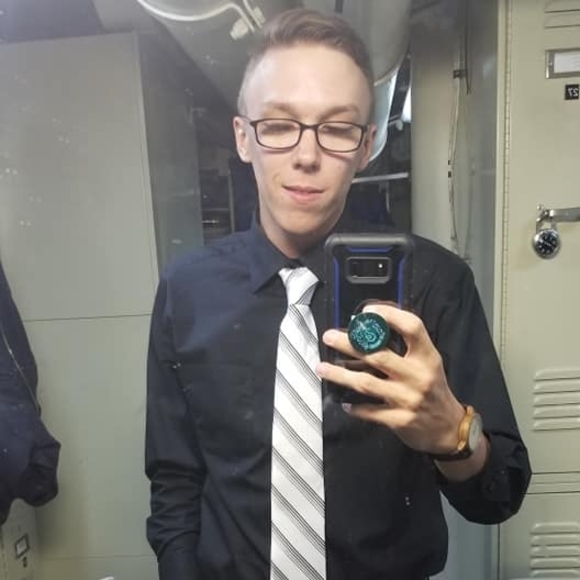 Profile Picture of Connor Bates (@connor_bates) on Poshmark