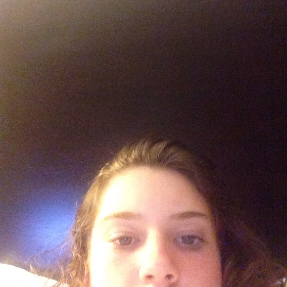 Profile Picture of Shelly Welker (@shelly_welker) on Poshmark