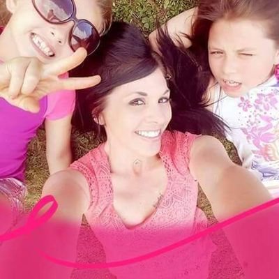 Profile Picture of Rachel McGhee (@RachelCapuzzo) on Twitter