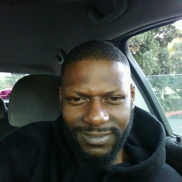 Profile Picture of Joseph Graham (@bayareahebrew) on Poshmark