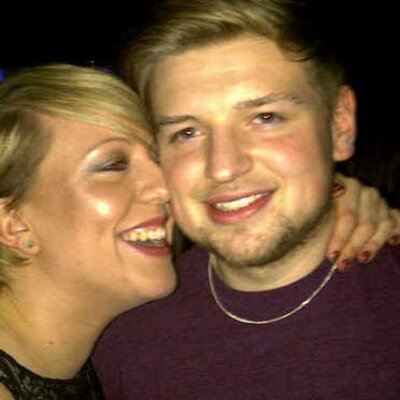 Profile Picture of James & Libby (@theaker89) on Twitter