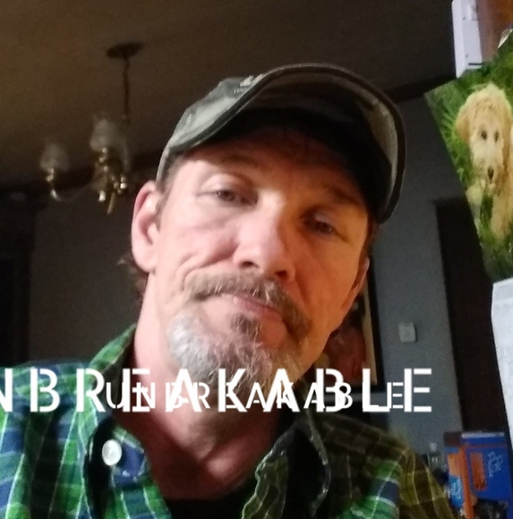 Profile Picture of Daniel Blackburn (@dellahorn2018) on Poshmark