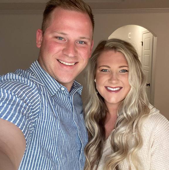 Profile Picture of Cheryl Calhoun (@cheryl1660) on Poshmark