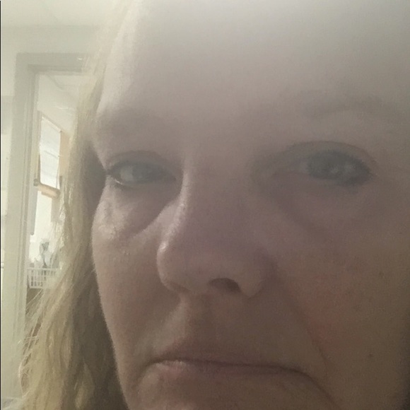 Profile Picture of Sue Kreib (@skreib) on Poshmark
