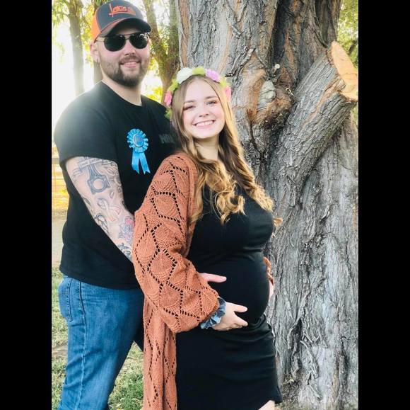 Profile Picture of Kennlyn Wade (@kennyw1152) on Poshmark