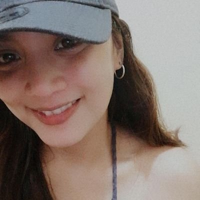 Profile Picture of Andrea Joy Santos (@eaisthename) on Twitter