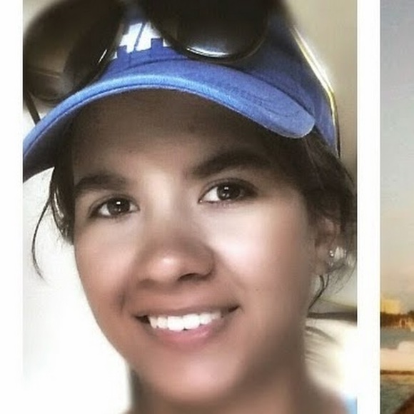 Profile Picture of Stephanie Mansberger (@smansber) on Poshmark