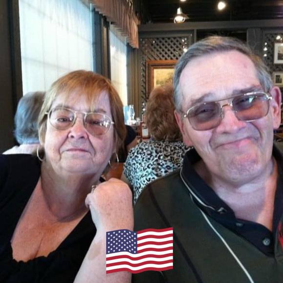 Profile Picture of Margaret anne wessinger Fetner (@mfsebreze) on Poshmark