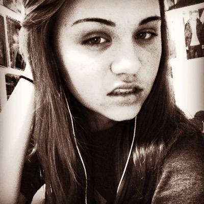 Profile Picture of Casey Lynn Rust (@lynn_rust) on Twitter