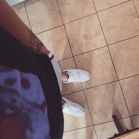 Profile Picture of Lance Edora (@edoraxxx) on Poshmark