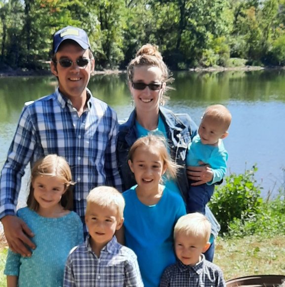 Profile Picture of Johnella Byler (@johnellabyler) on Poshmark