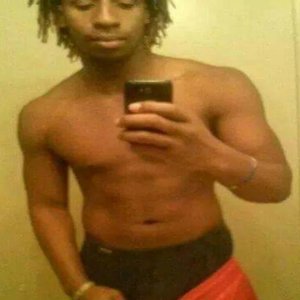 Profile Picture of Byron Dukes (@504dreadhead) on Myspace